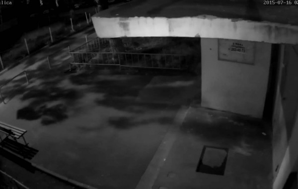 Уличная камера 1920×1080 ночь